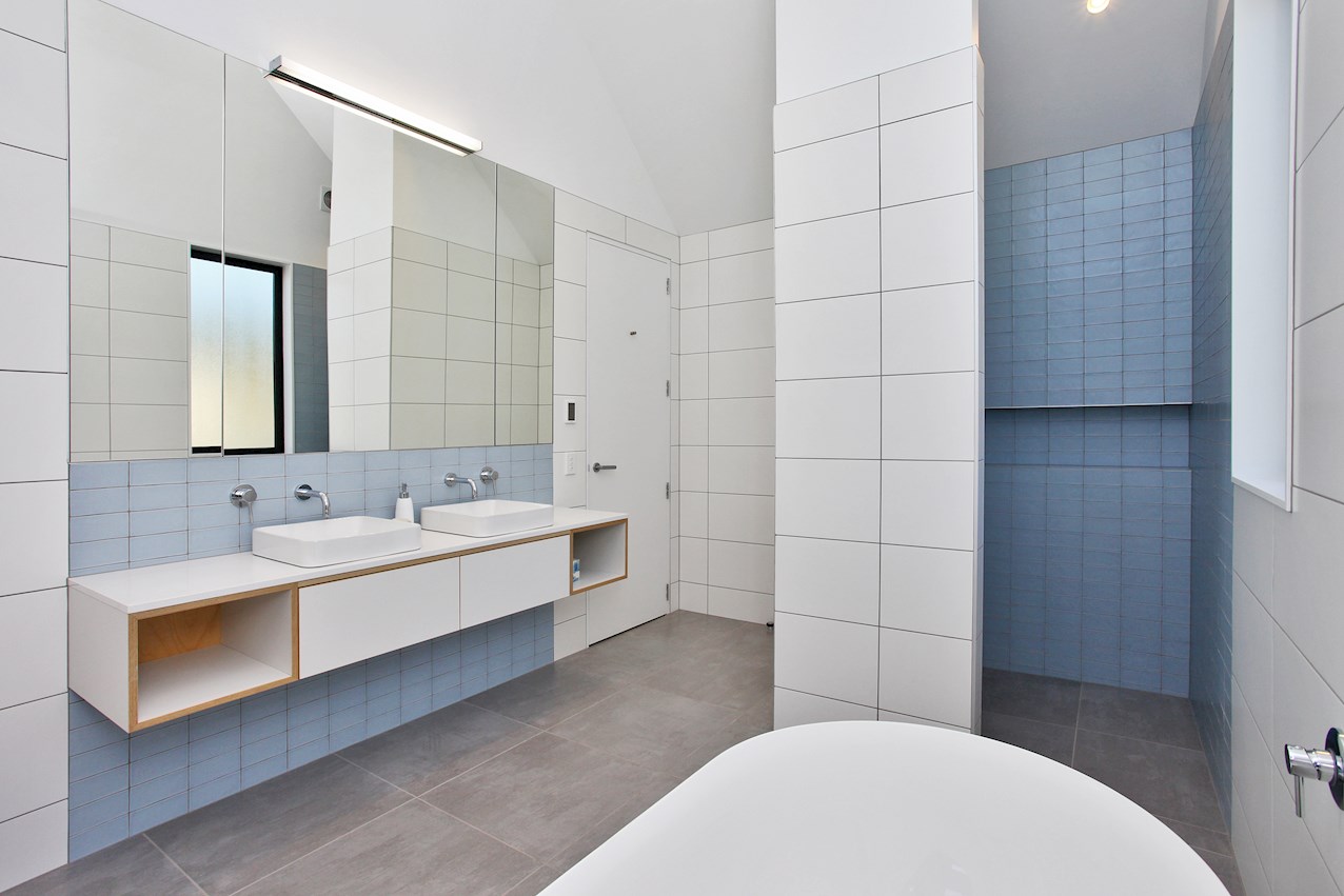 Push the boat out House Image 28