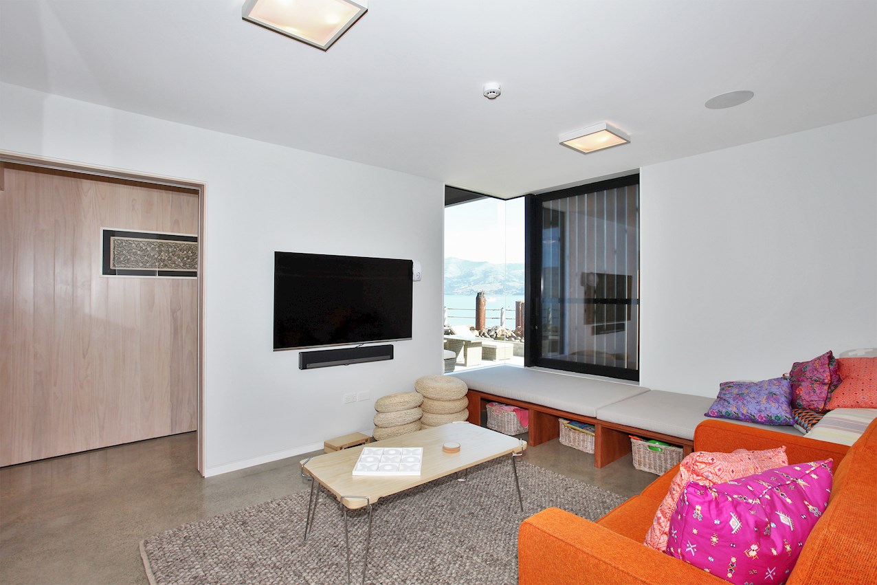 Push the boat out House Image 12