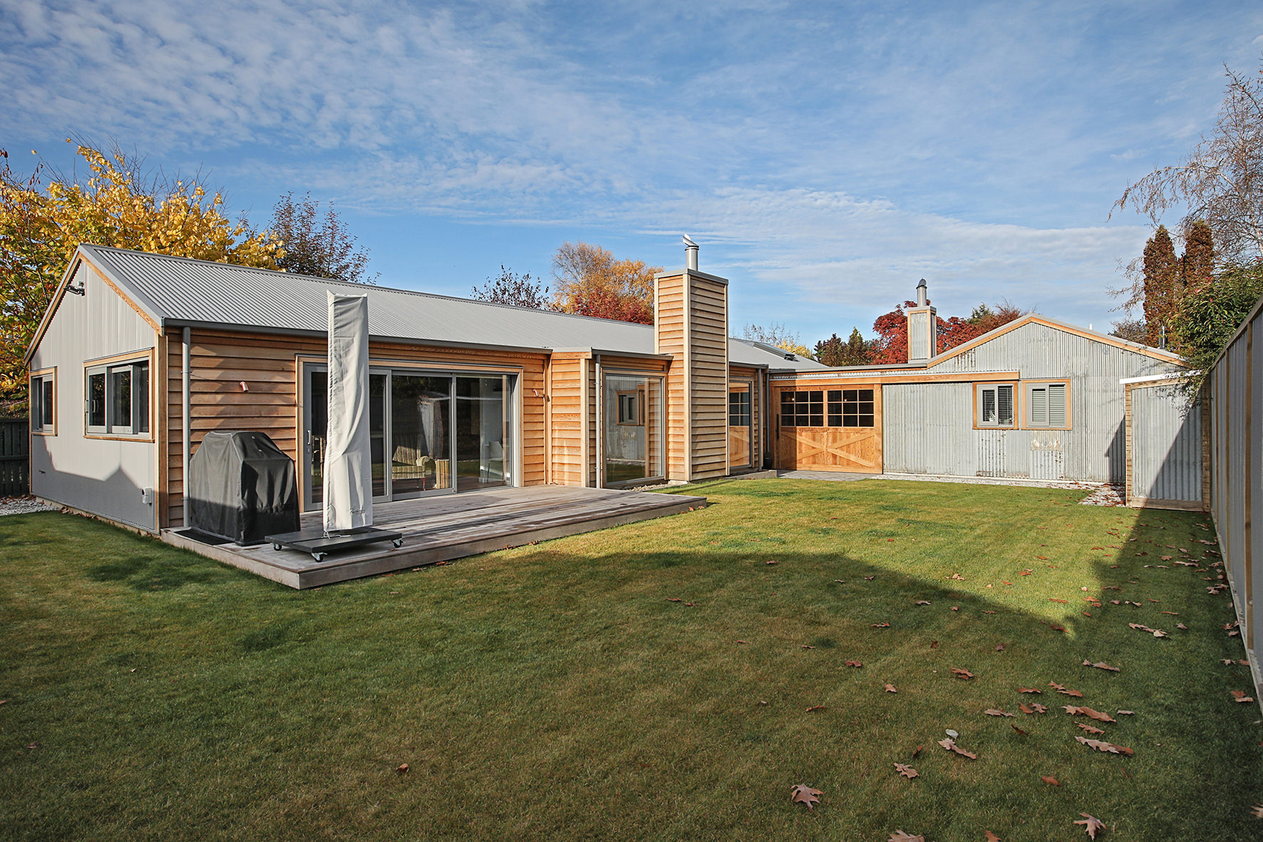 Cabin fever House Image 4