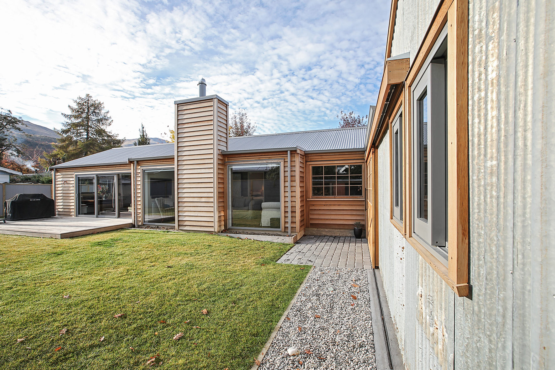 Cabin fever House Image 28