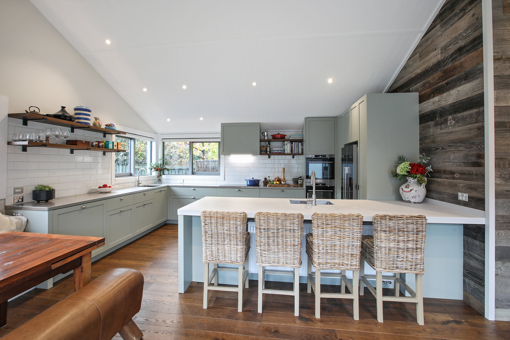 Cabin fever House Image 6