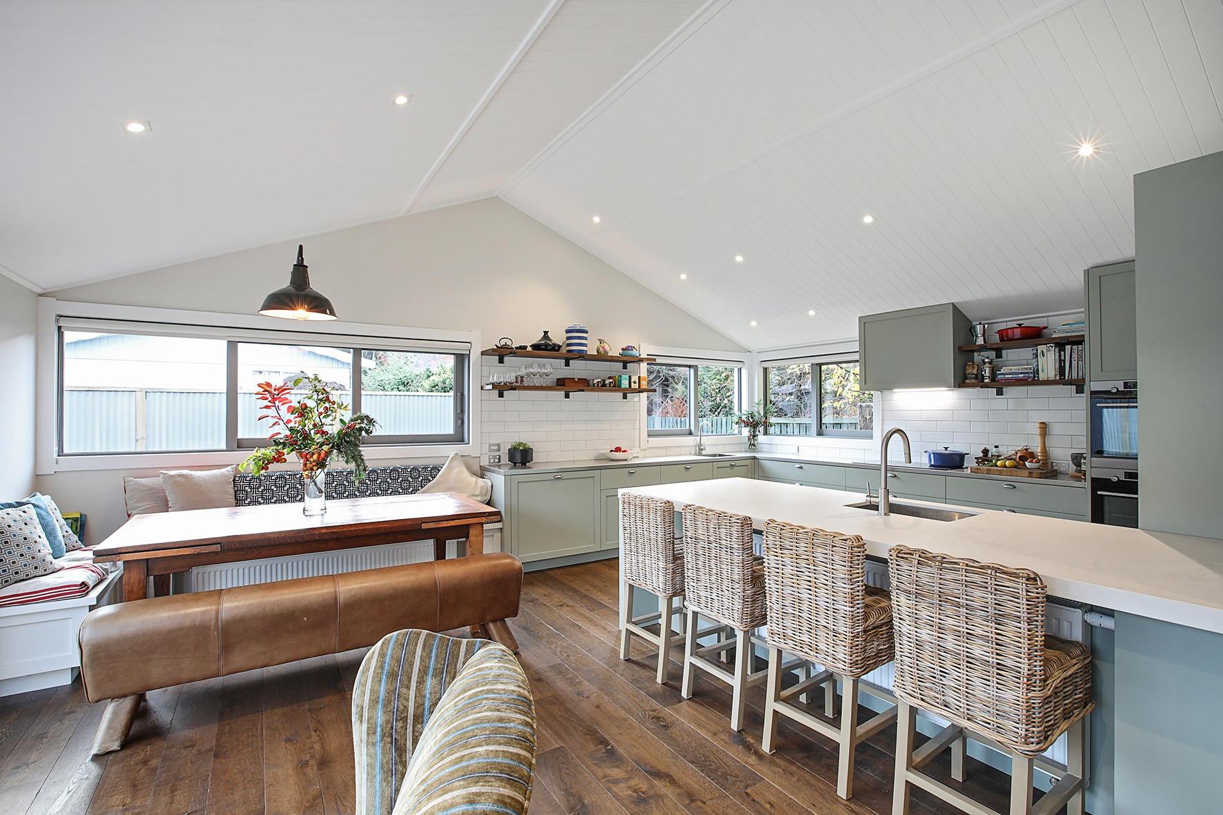 Cabin fever House Image 7