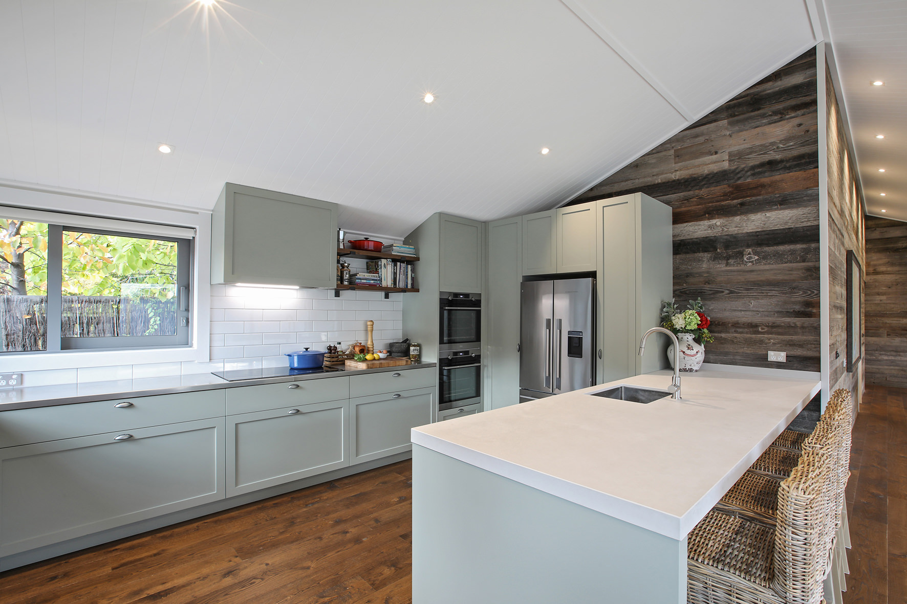 Cabin fever House Image 8