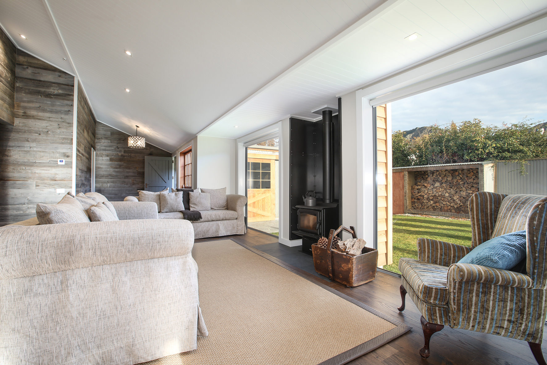 Cabin fever House Image 15