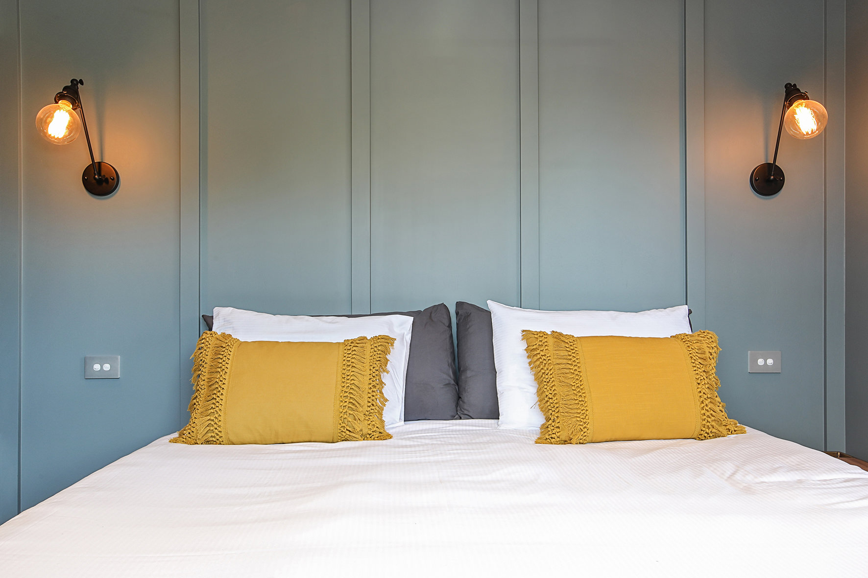 Cabin fever House Image 27