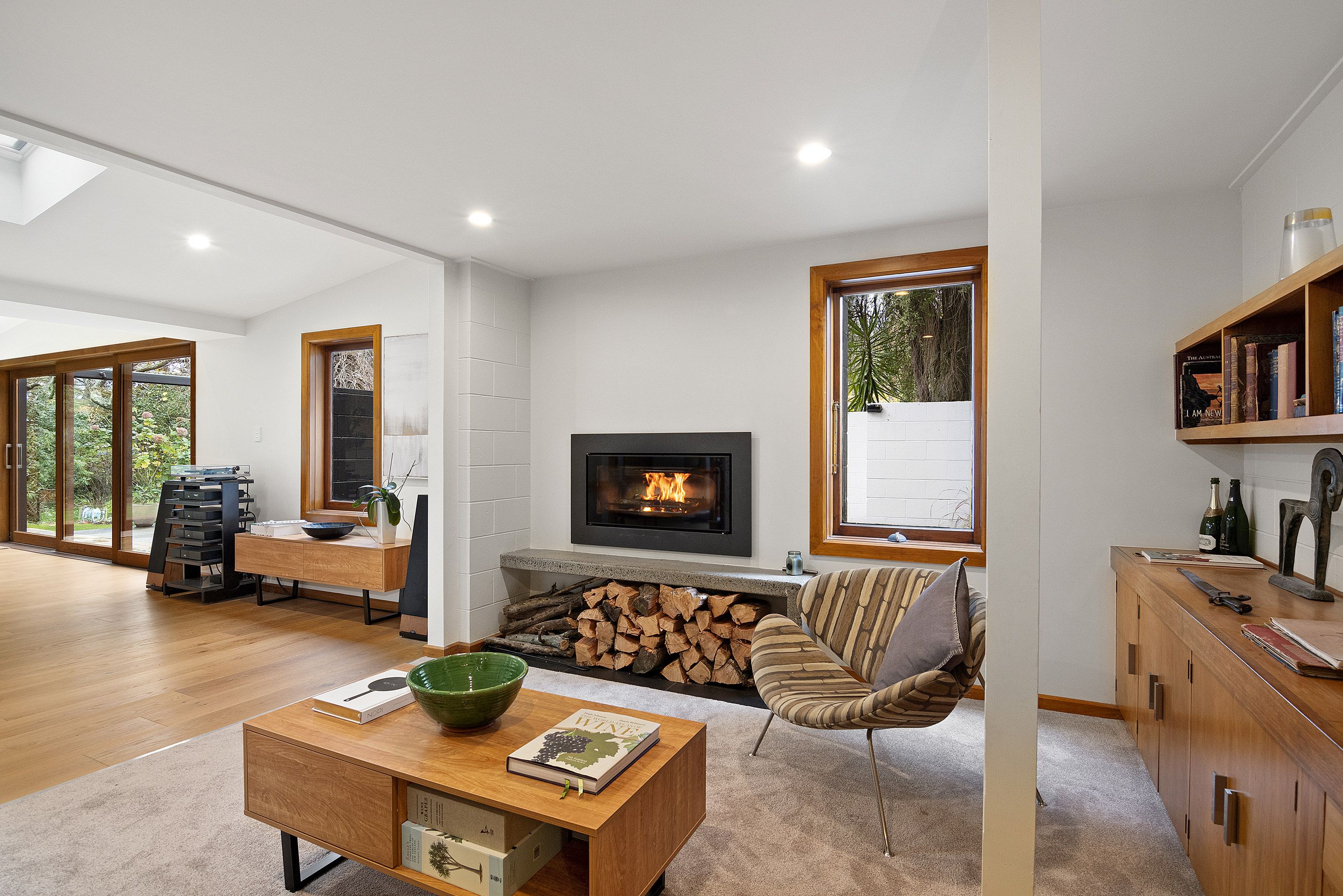 A fine vintage House Image 17